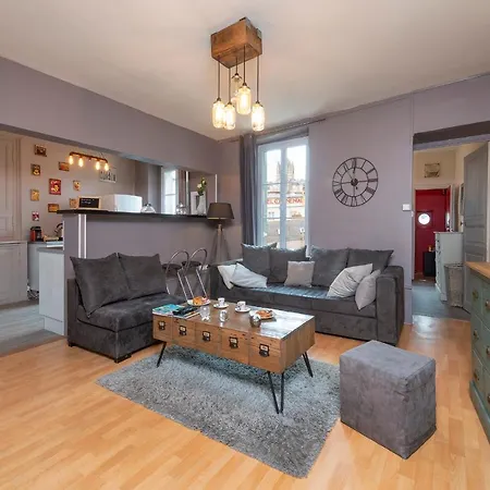 Апартаменты Calme Et Cosy, Place Du Ralliement